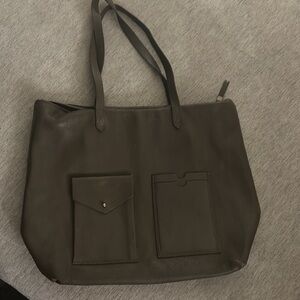 Madewell Leather Transport Zip Tote in Olive green